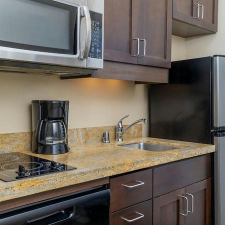 Towneplace Suites By Marriott Erie Kearsarge Экстерьер фото