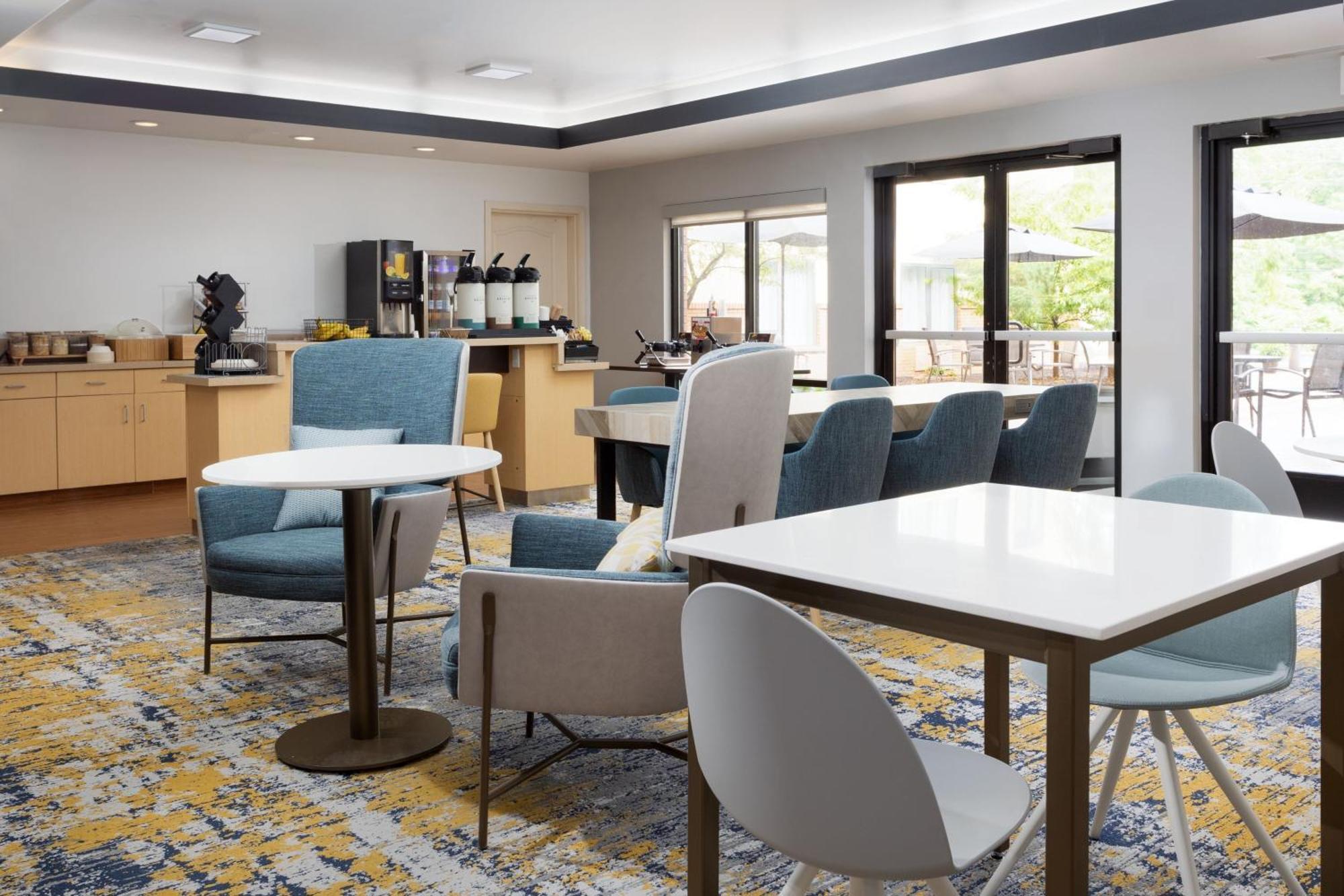 Towneplace Suites By Marriott Erie Kearsarge Экстерьер фото