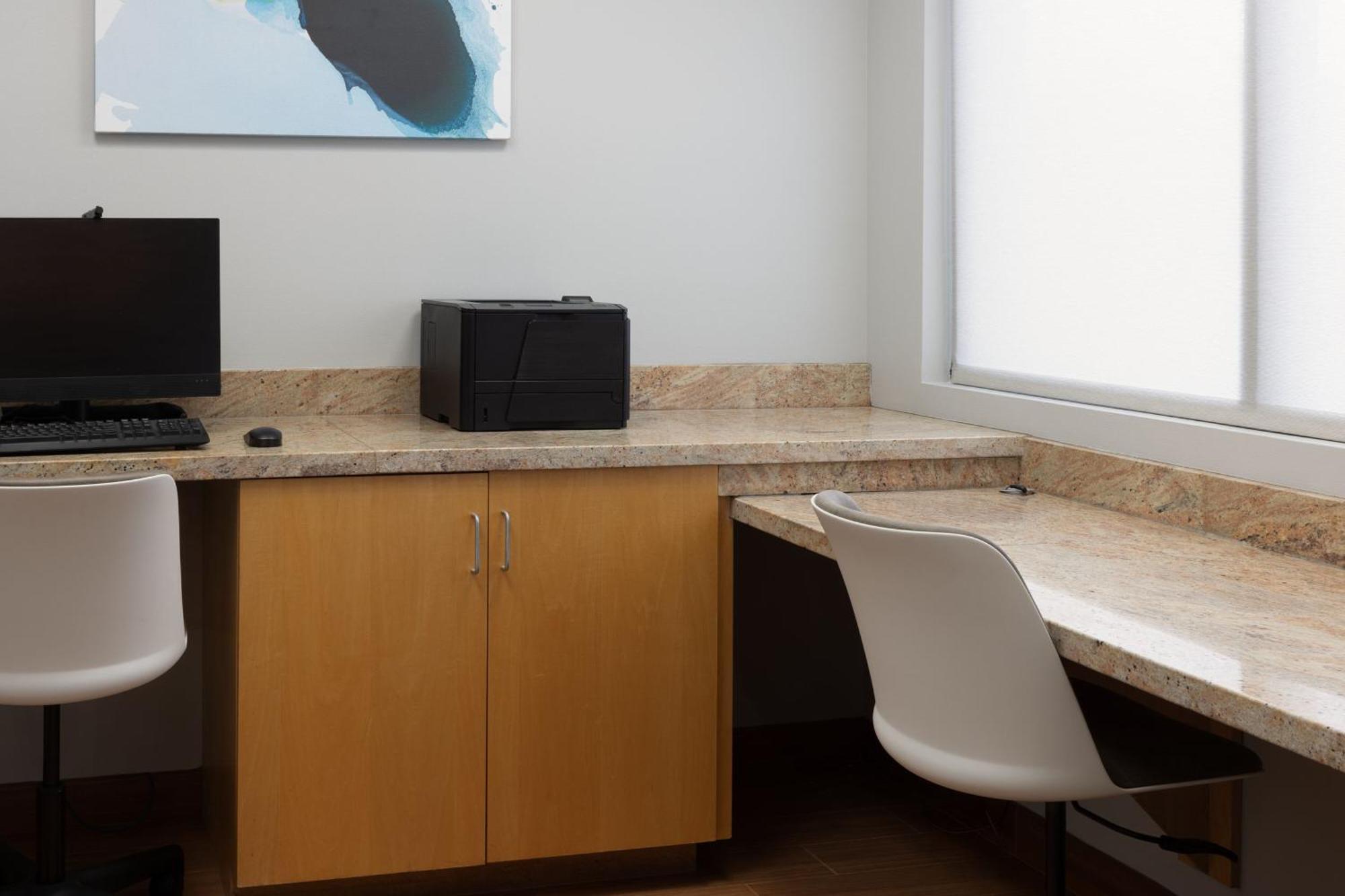 Towneplace Suites By Marriott Erie Kearsarge Экстерьер фото