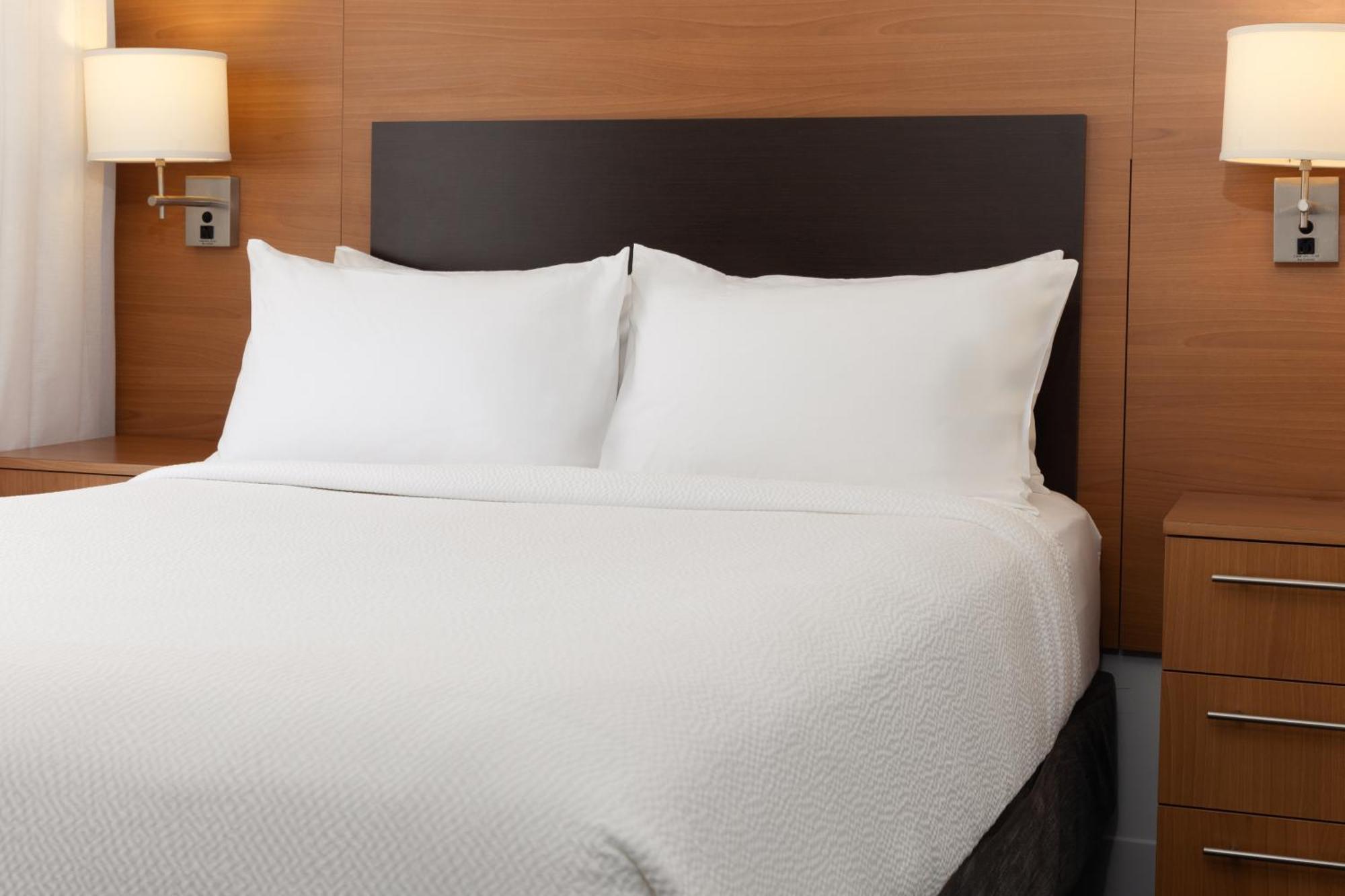 Towneplace Suites By Marriott Erie Kearsarge Экстерьер фото